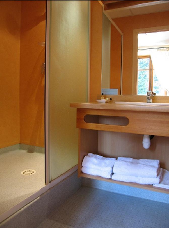 Hotel La Clairiere Chambon-sur-Dolore Cameră foto